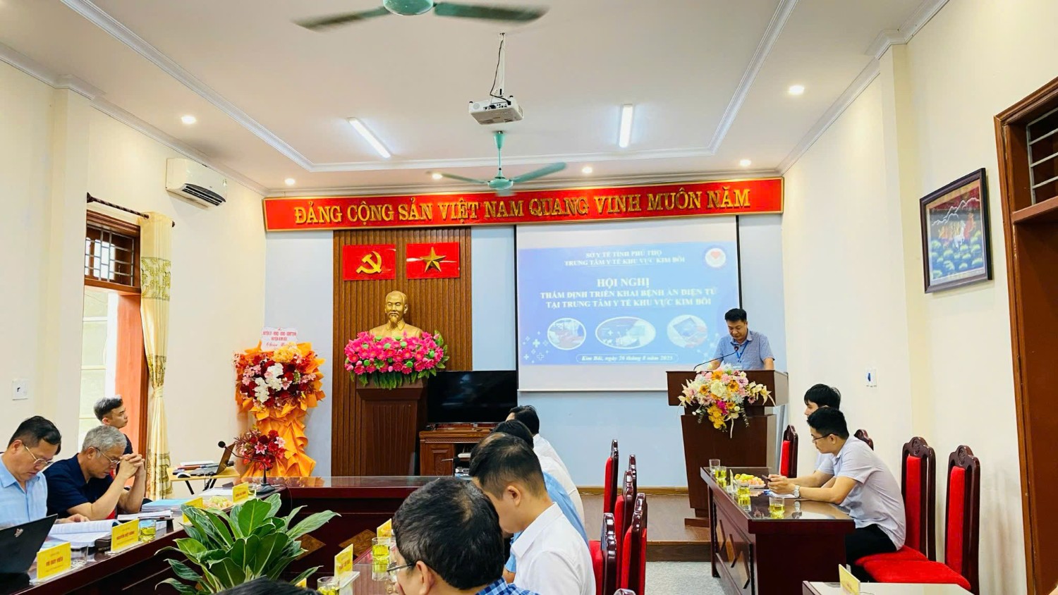 Ảnh hoạt động TTYT Kim Bôi